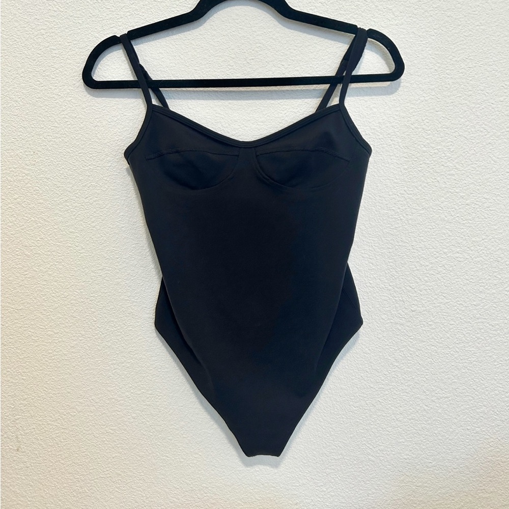 Aritzia Wilfred Free Wherever Bodysuit in Black